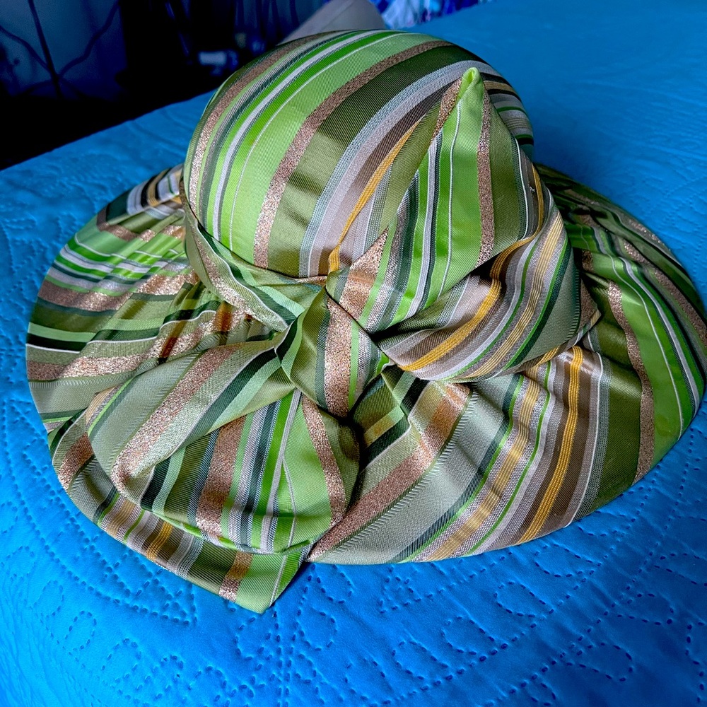 Ladies church hat
